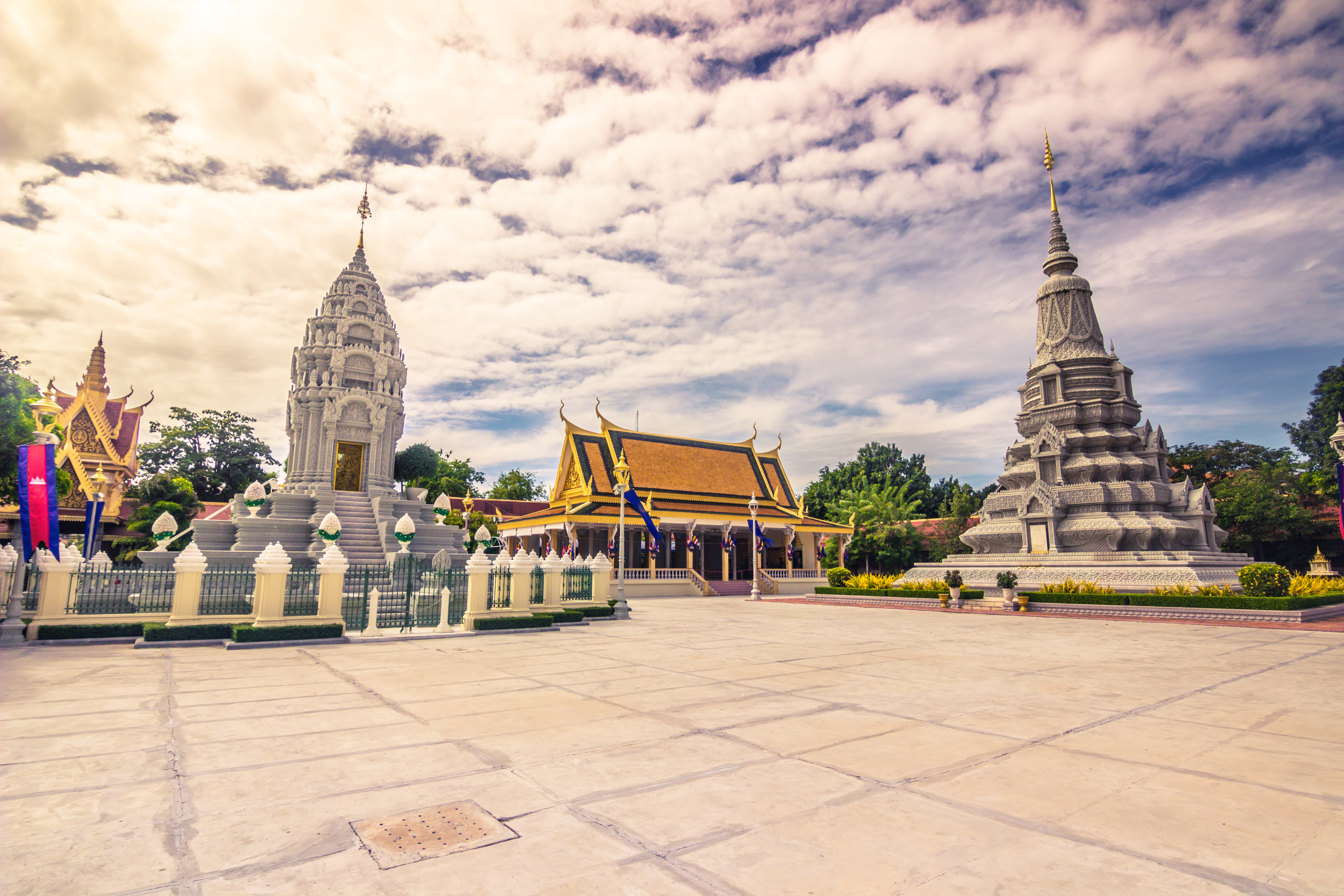 Phnom Penh & Siem Reap Tour 6 Days/5 Nights